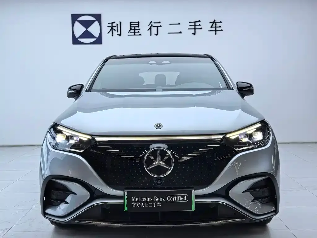 Mercedes-Benz EQE SUV — фото 6