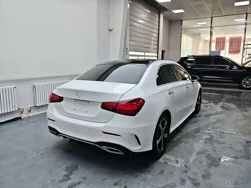 Mercedes-Benz A-Class — фото 8