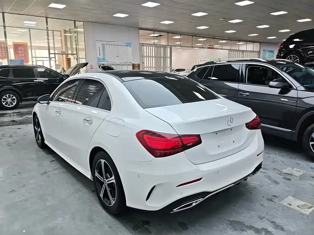 Mercedes-Benz A-Class — фото 10