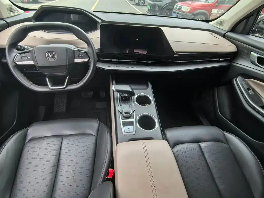 Changan CS55PLUS — фото 2