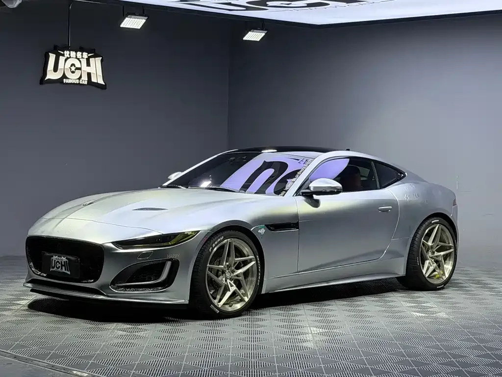 Jaguar F-TYPE — фото 1
