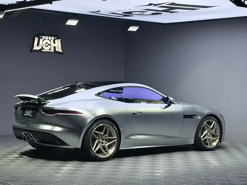 Jaguar F-TYPE — фото 10