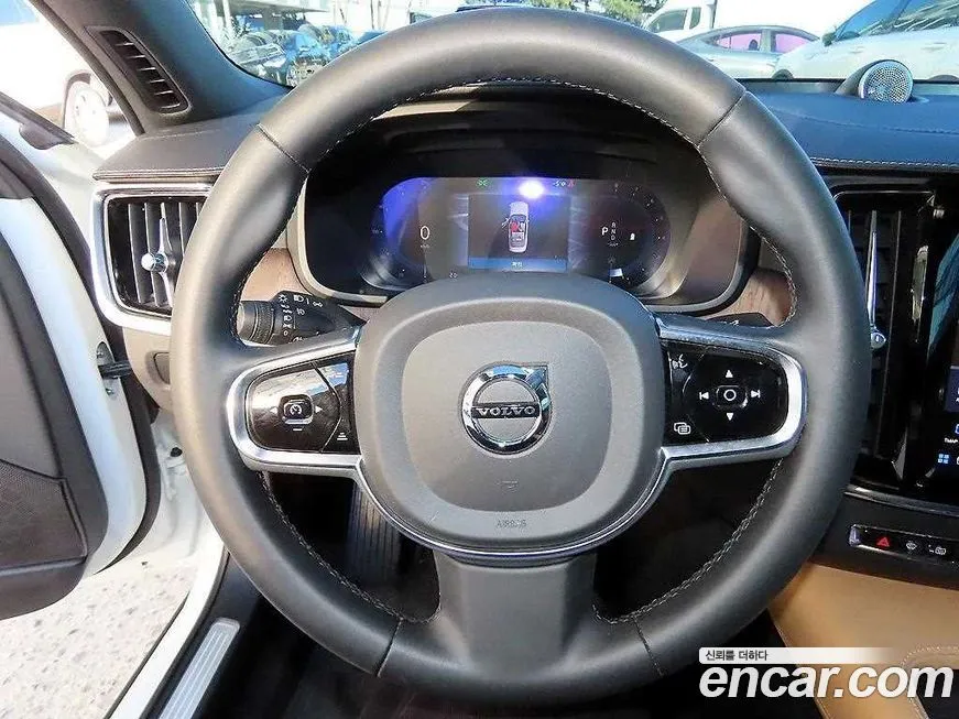 Volvo S90 — фото 10