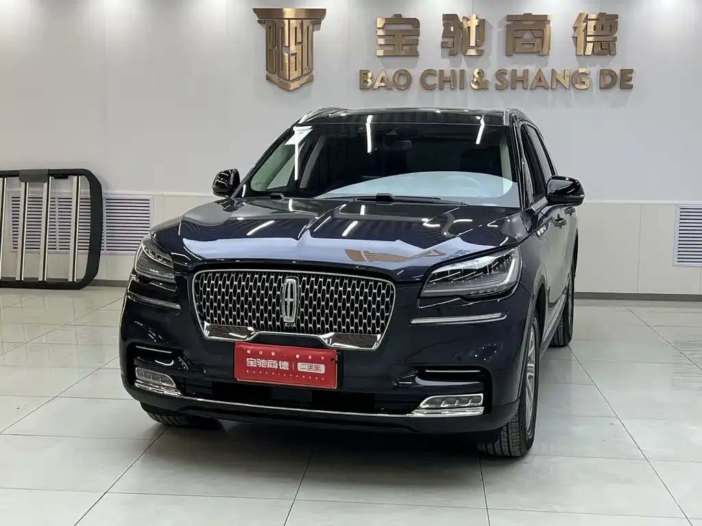 Lincoln Aviator — фото 1