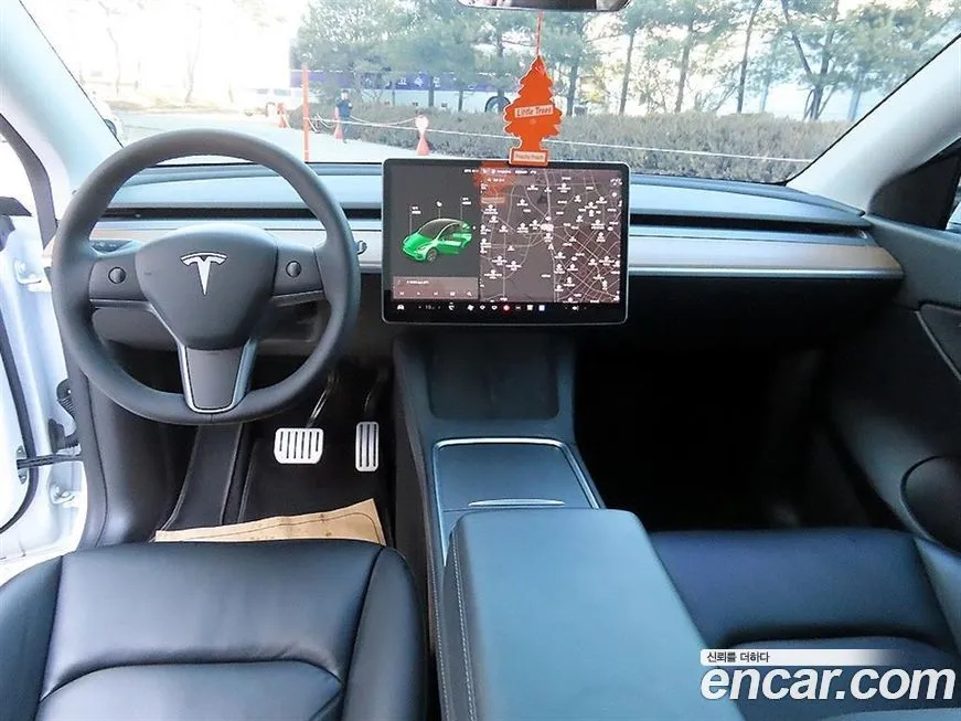 Tesla Model Y — фото 6