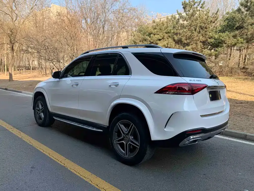 Mercedes-Benz GLE — фото 10