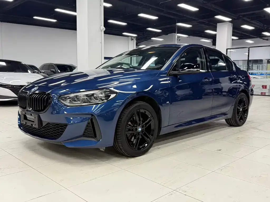 BMW 1 Series — фото 1