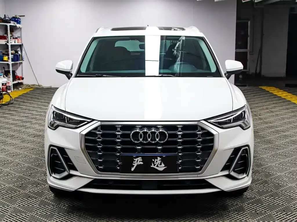 Audi Q3 — фото 8