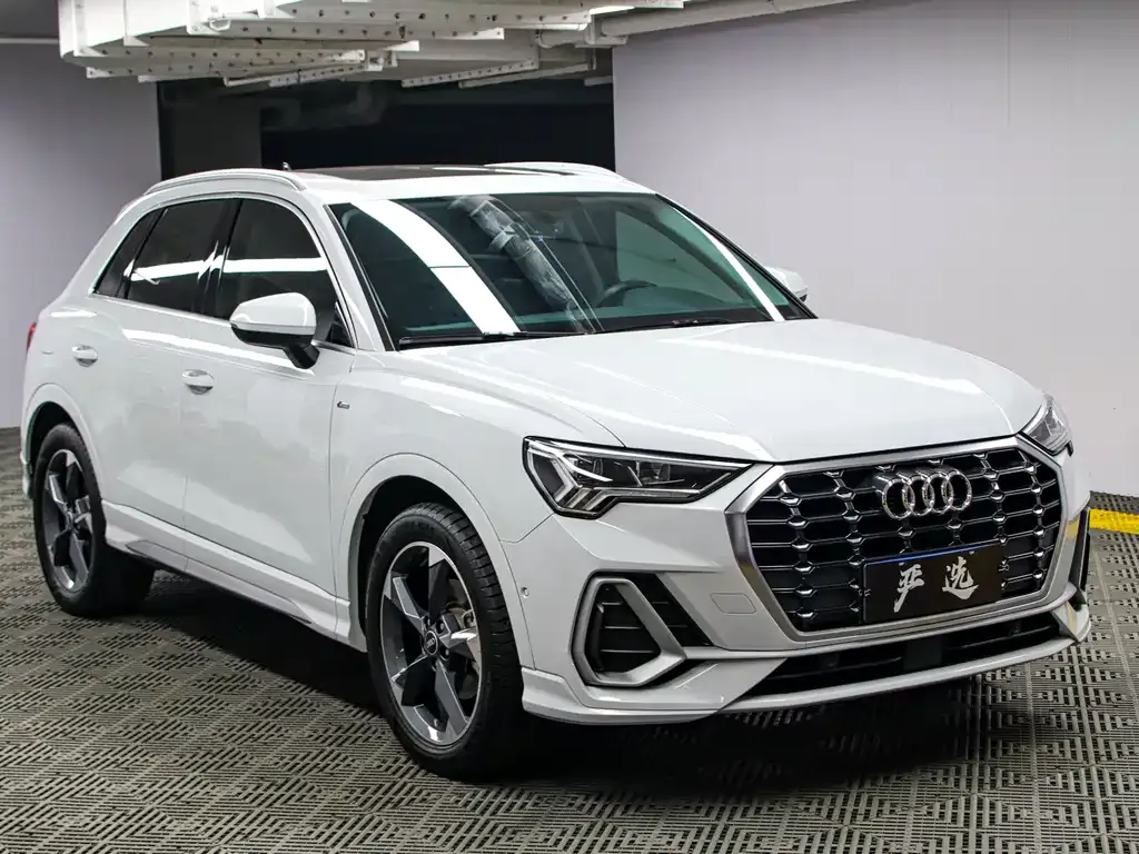 Audi Q3 — фото 2