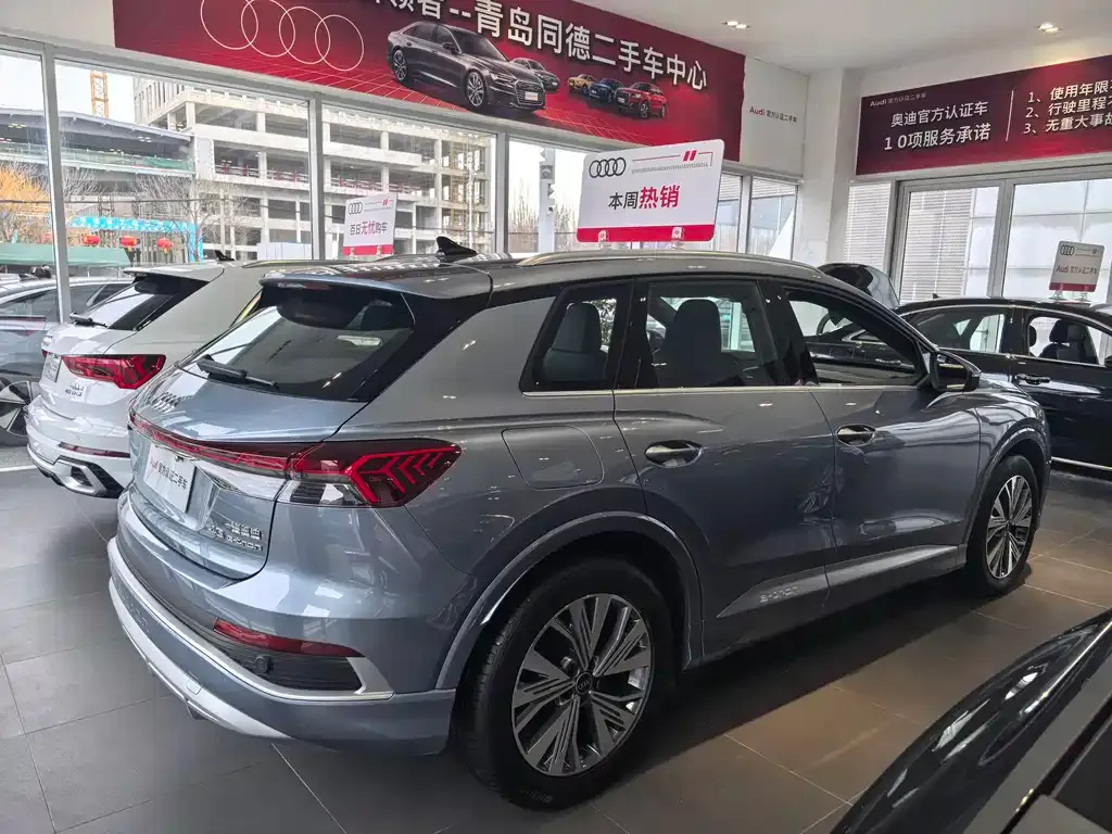 Audi Q4 e-tron — фото 10