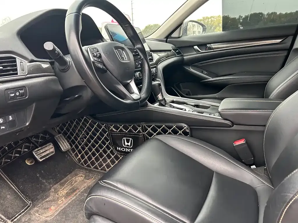 Honda Accord — фото 2