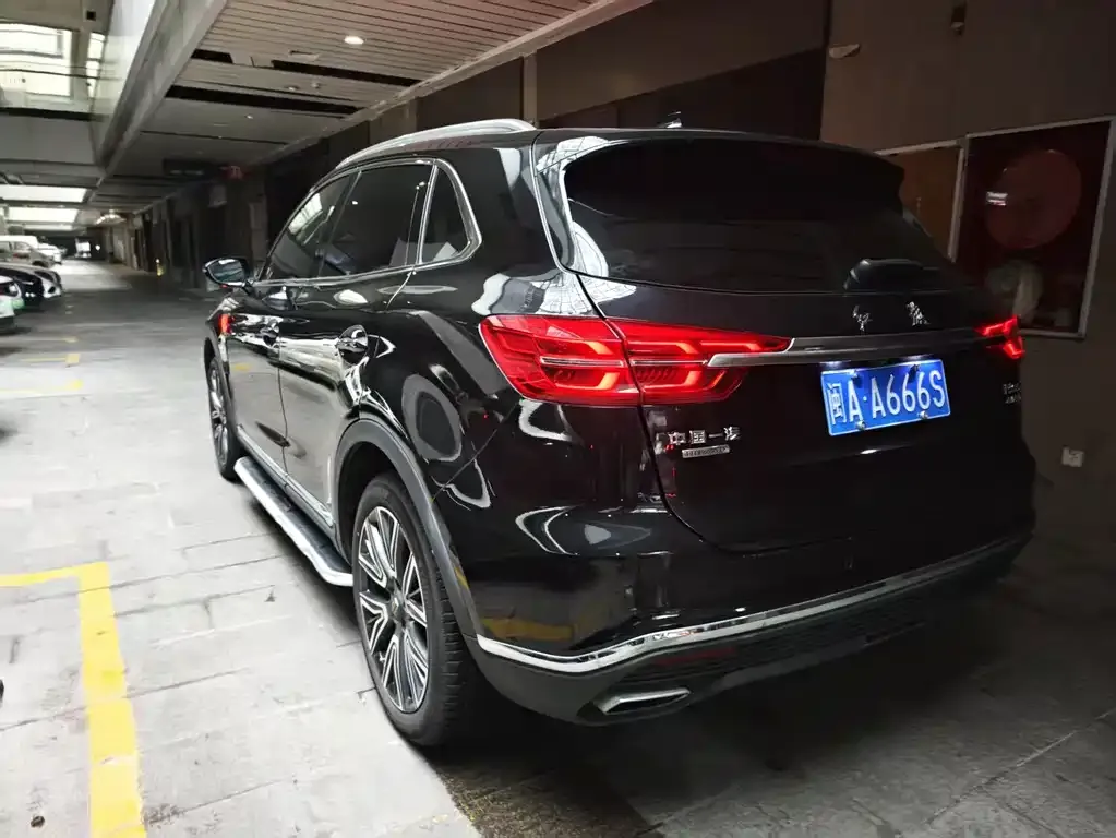 Hongqi HS5 — фото 10
