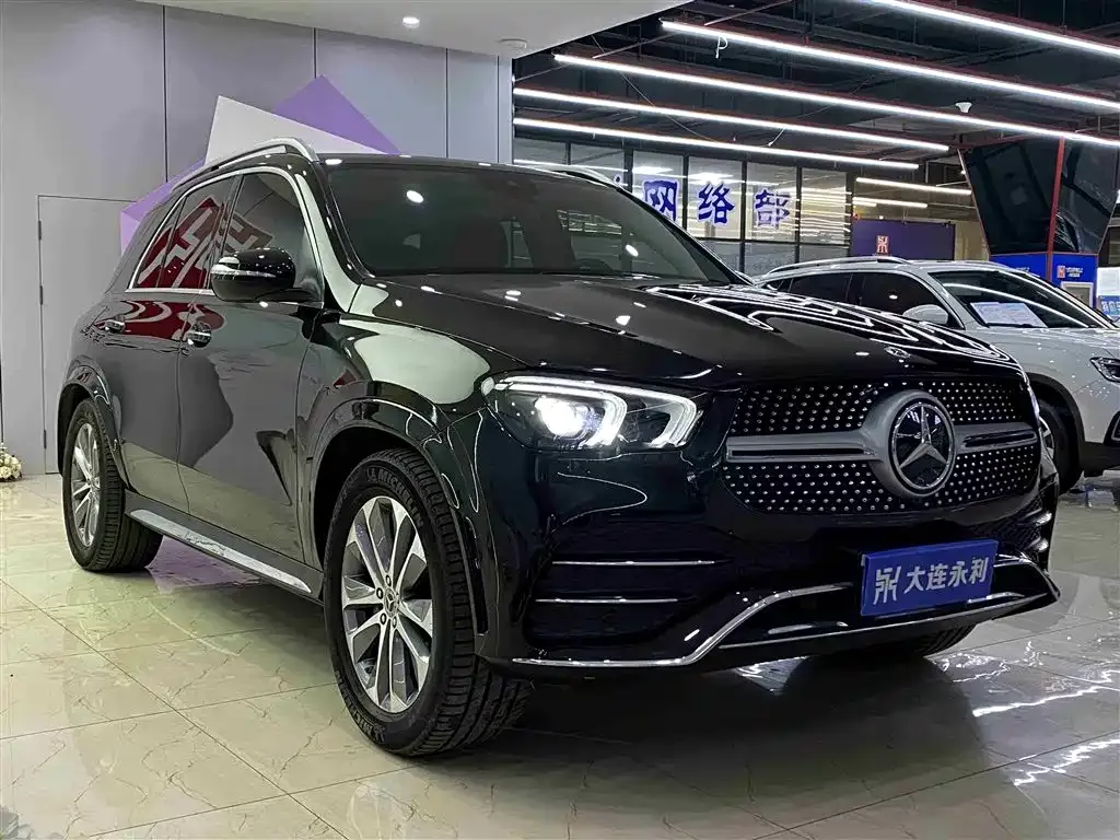 Mercedes-Benz GLE — фото 6