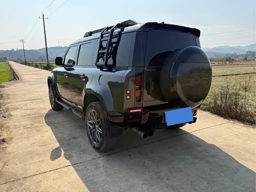 Land Rover Defender — фото 8