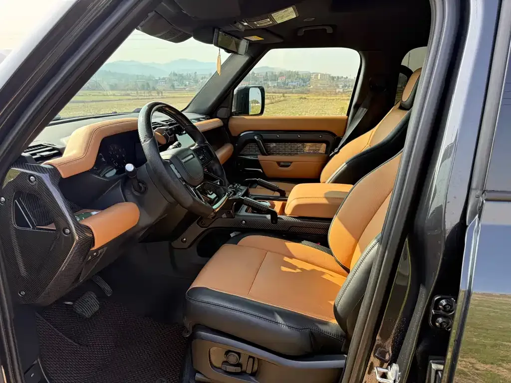 Land Rover Defender — фото 4