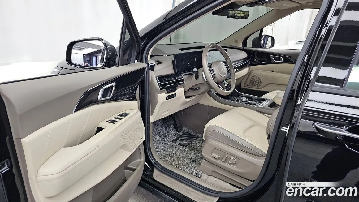 Kia Carnival — фото 3