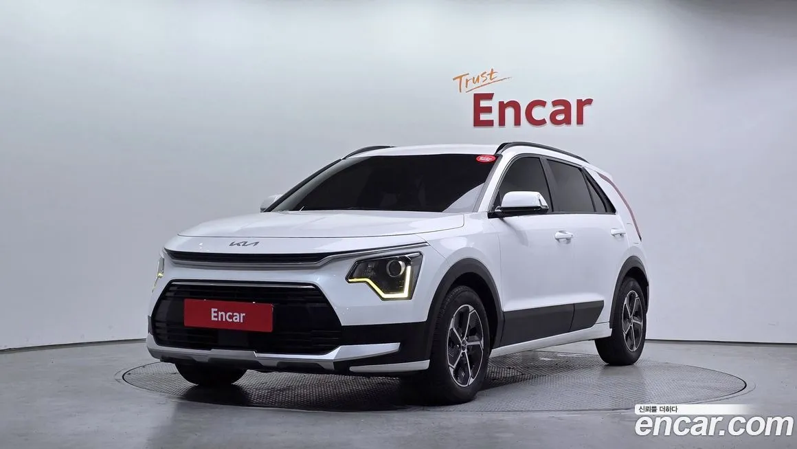 Kia Niro — фото 1