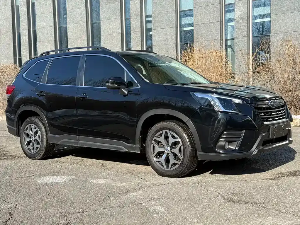 Subaru Forester — фото 8