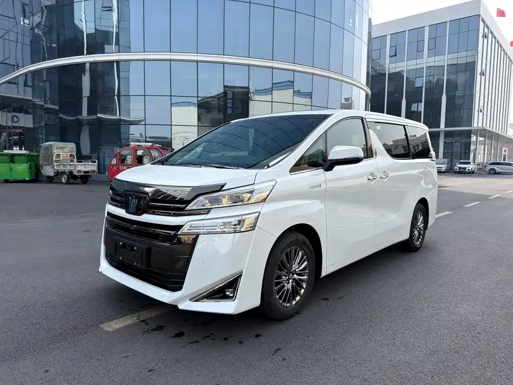Toyota Vellfire — фото 6