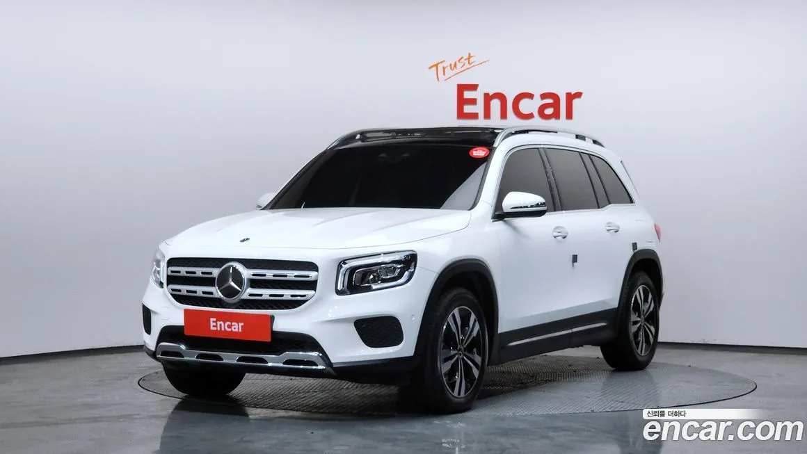 Mercedes-Benz GLB-Class — фото 1