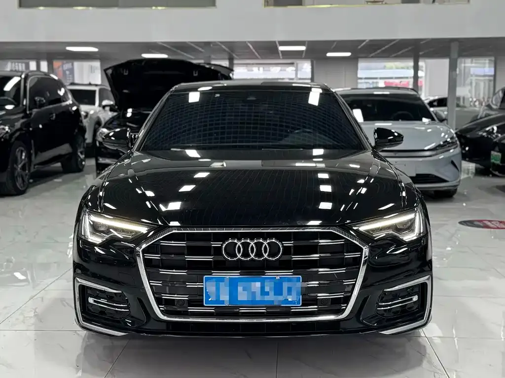 Audi A6L — фото 6