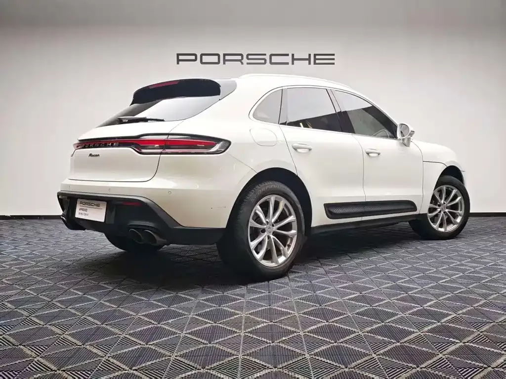 Porsche Macan — фото 3