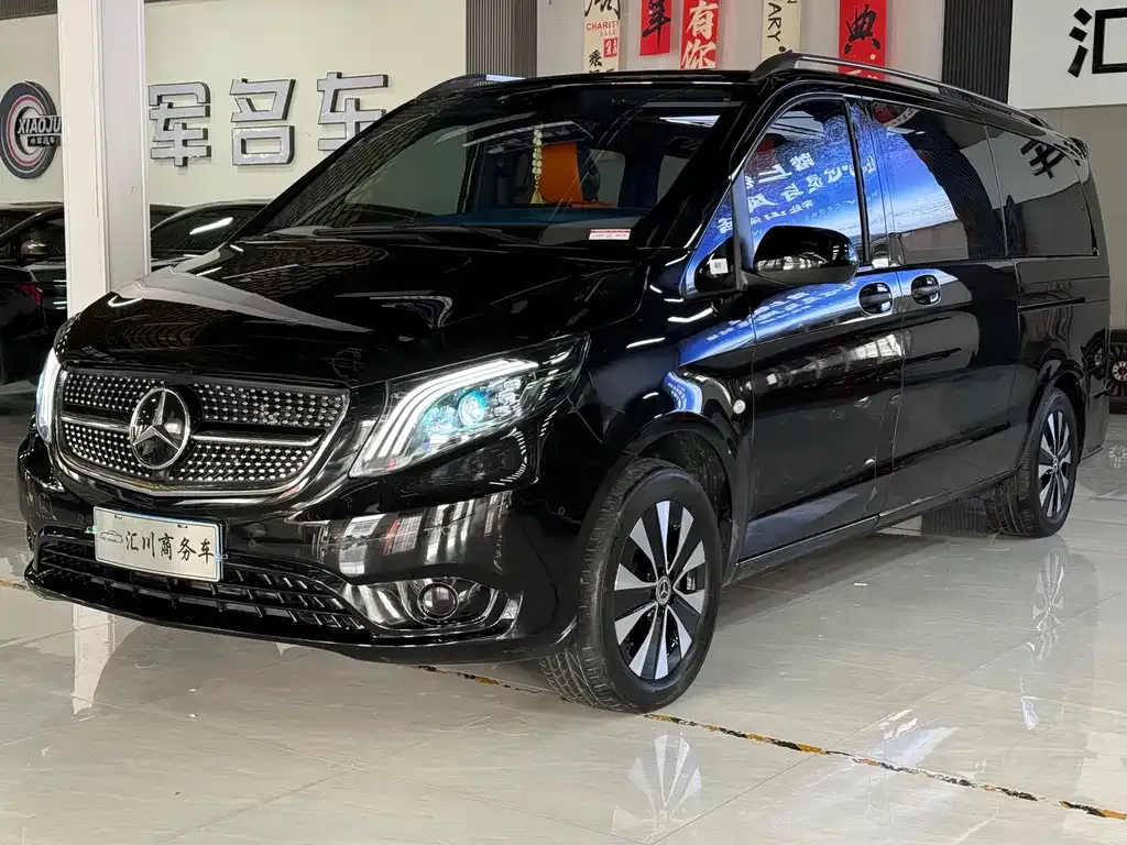 Mercedes-Benz Vito — фото 1