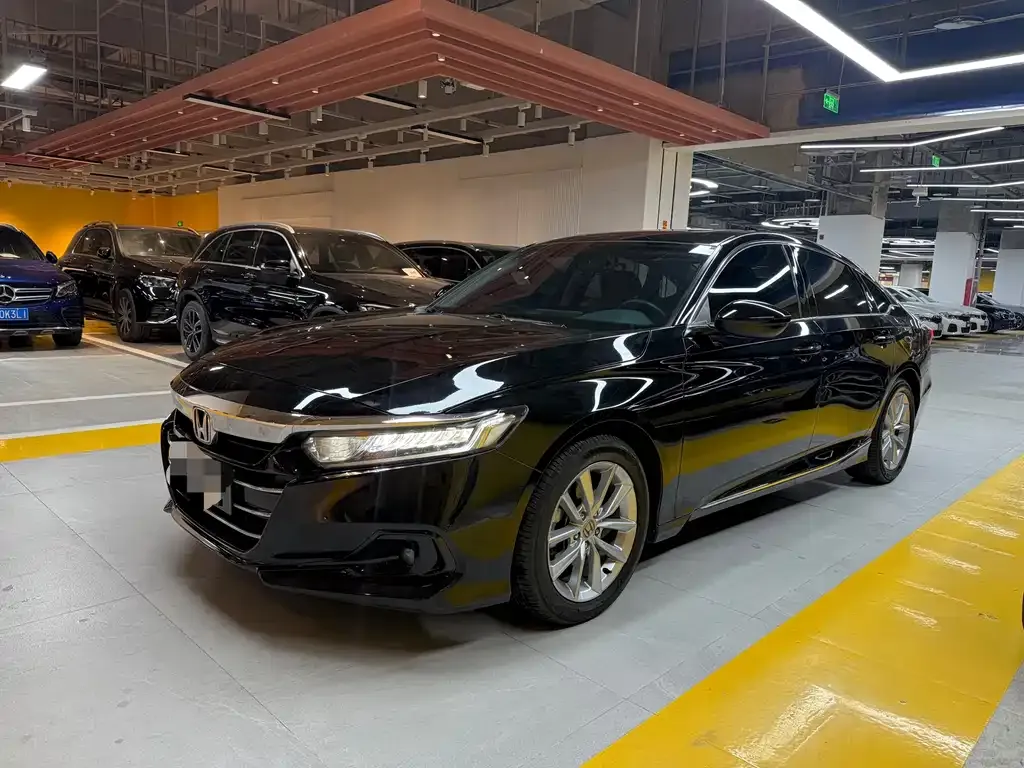 Honda Accord — фото 1
