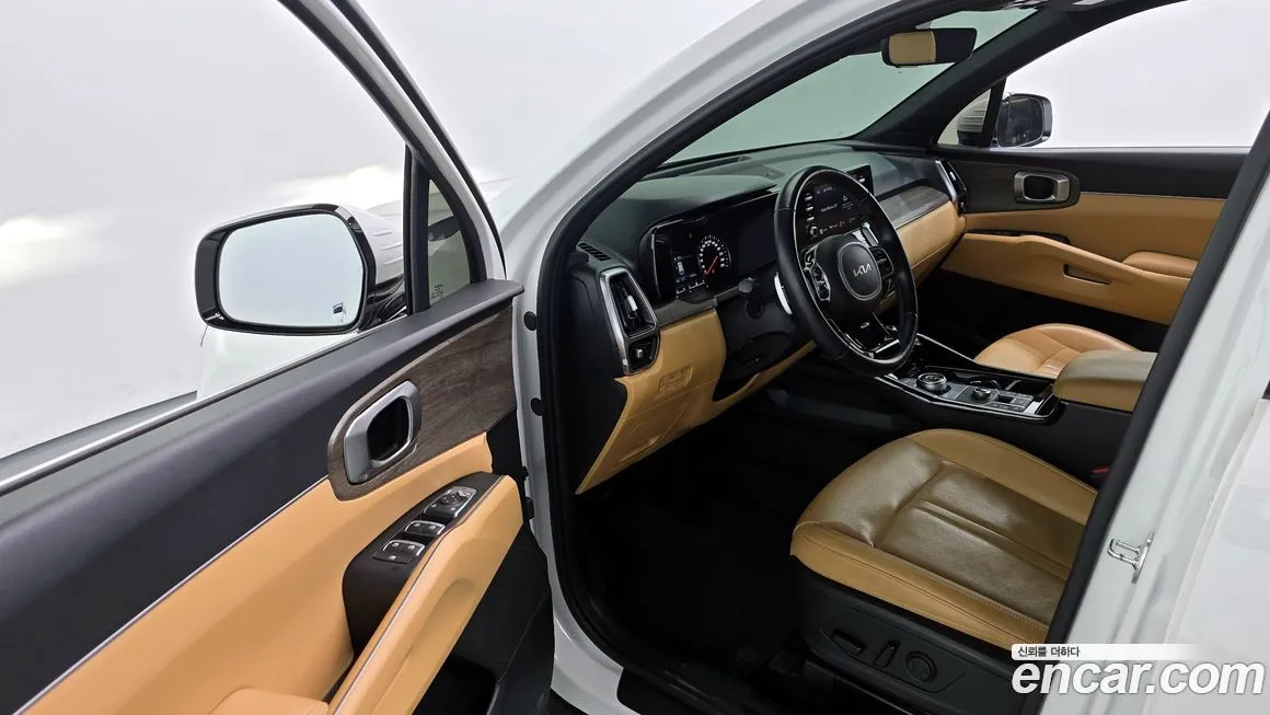 Kia Sorento — фото 8