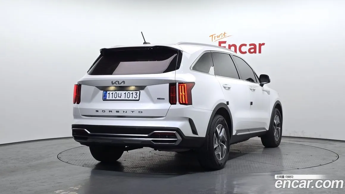 Kia Sorento — фото 7