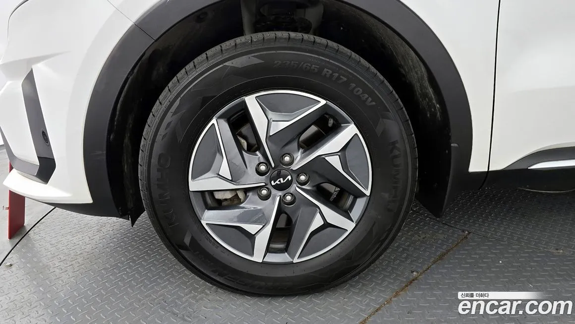 Kia Sorento — фото 10