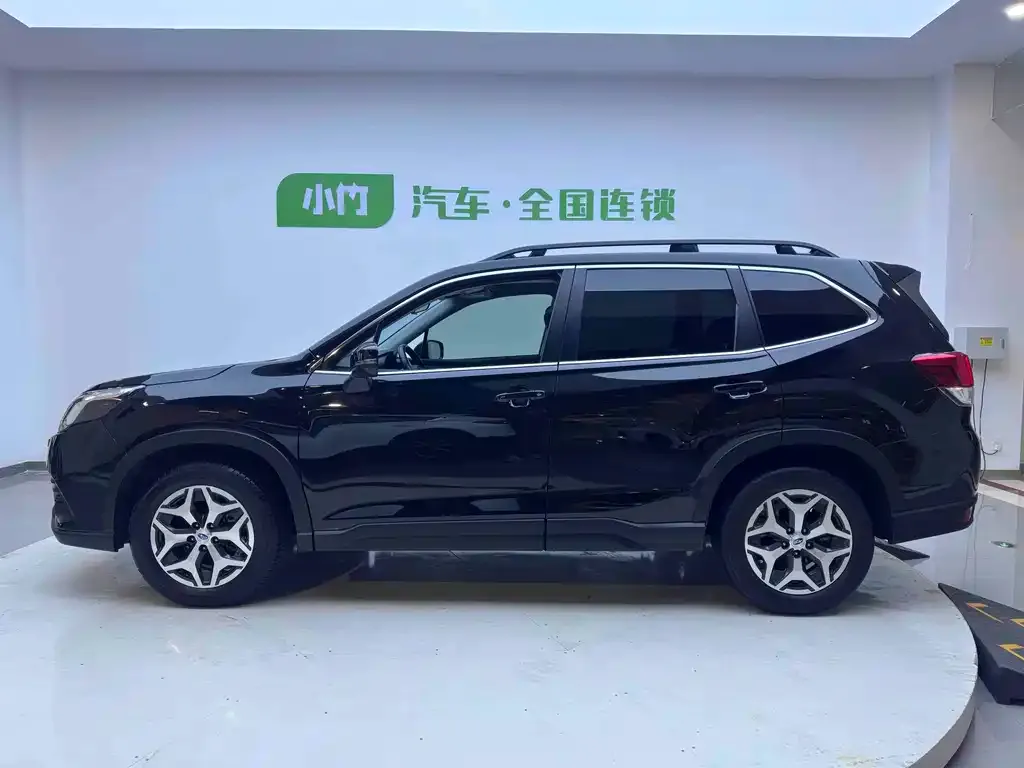 Subaru Forester — фото 3