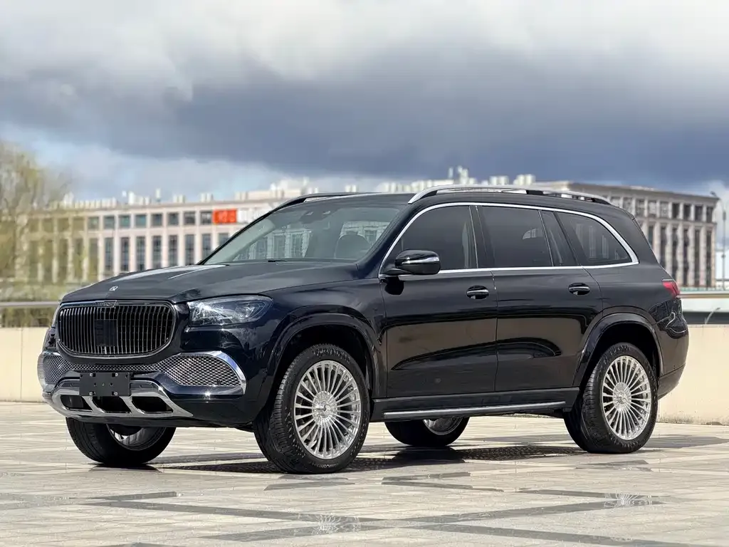Mercedes-Benz GLS — фото 1