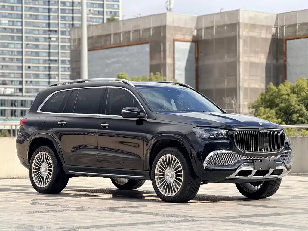 Mercedes-Benz GLS — фото 6