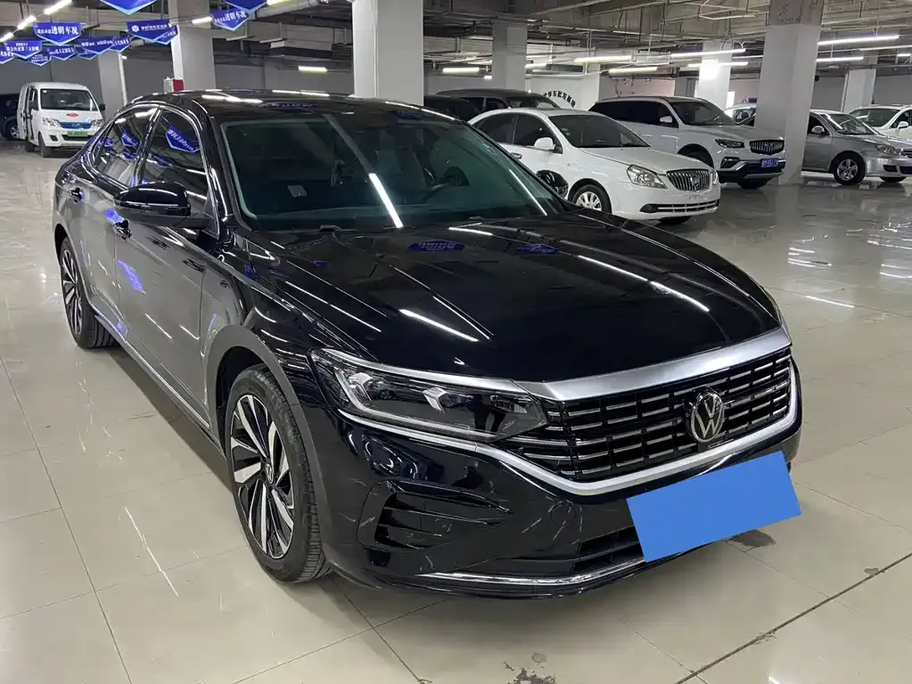 Volkswagen Passat — фото 10