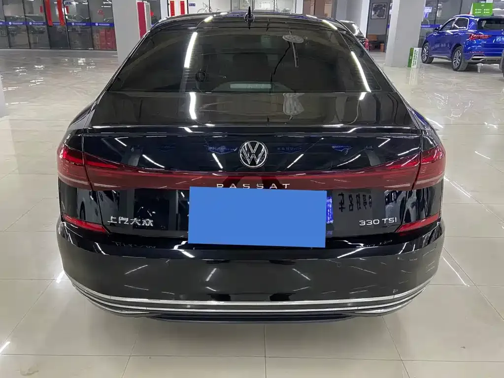 Volkswagen Passat — фото 5