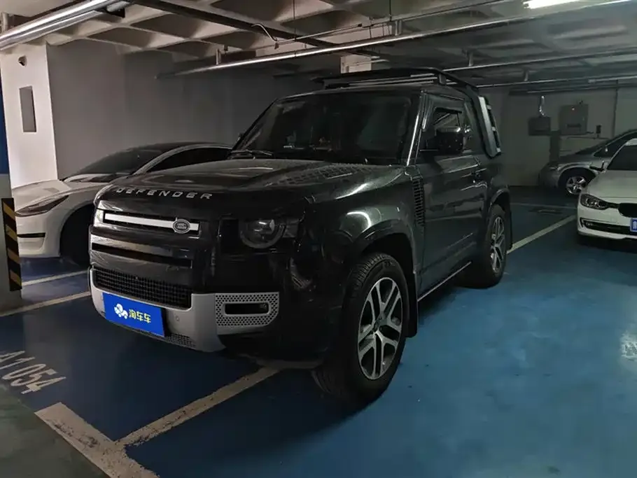 Land Rover Defender — фото 1