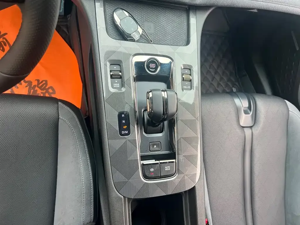 GAC Motor Shadow Leopard — фото 10
