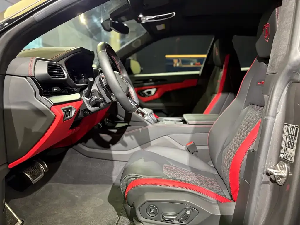 Lamborghini Urus — фото 2