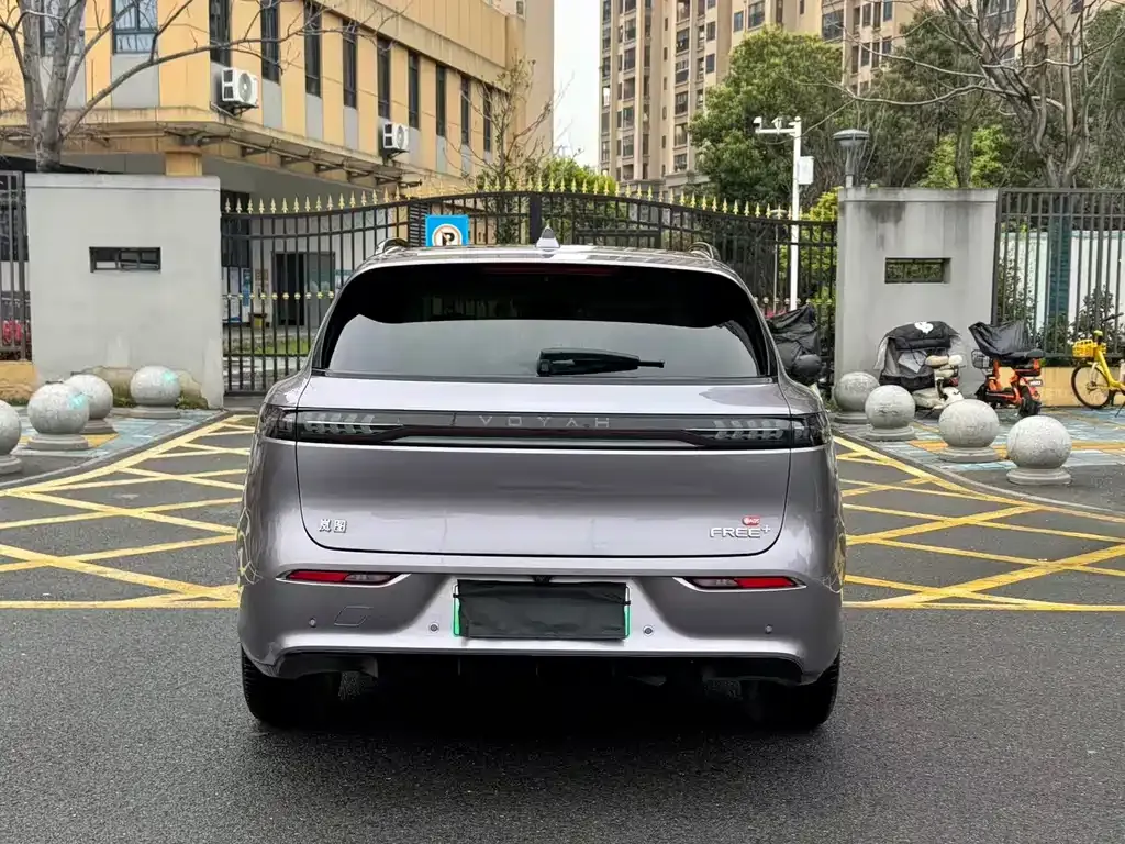 VOYAH FREE — фото 4