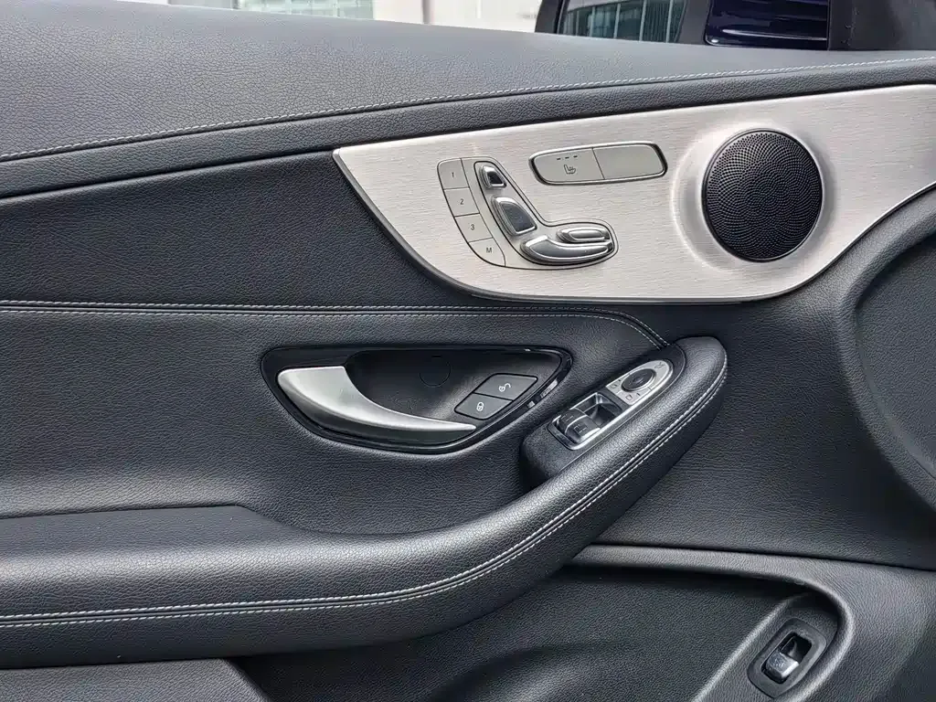 Mercedes-Benz C-Class (Import) — фото 10