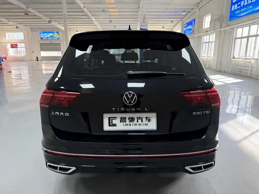 Volkswagen Tiguan L — фото 3
