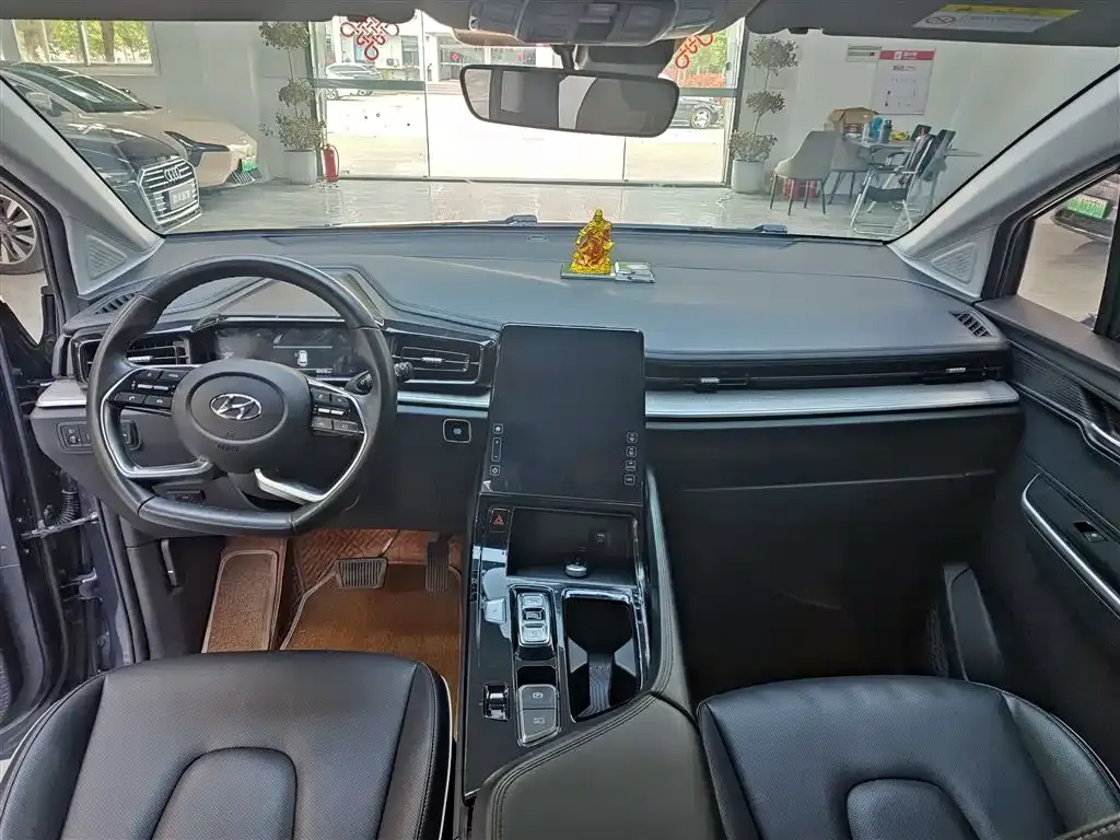 Hyundai Custo — фото 3