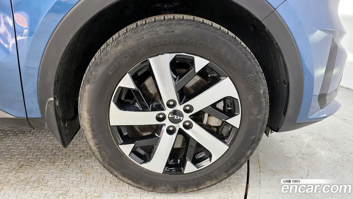 Kia Sorento — фото 9