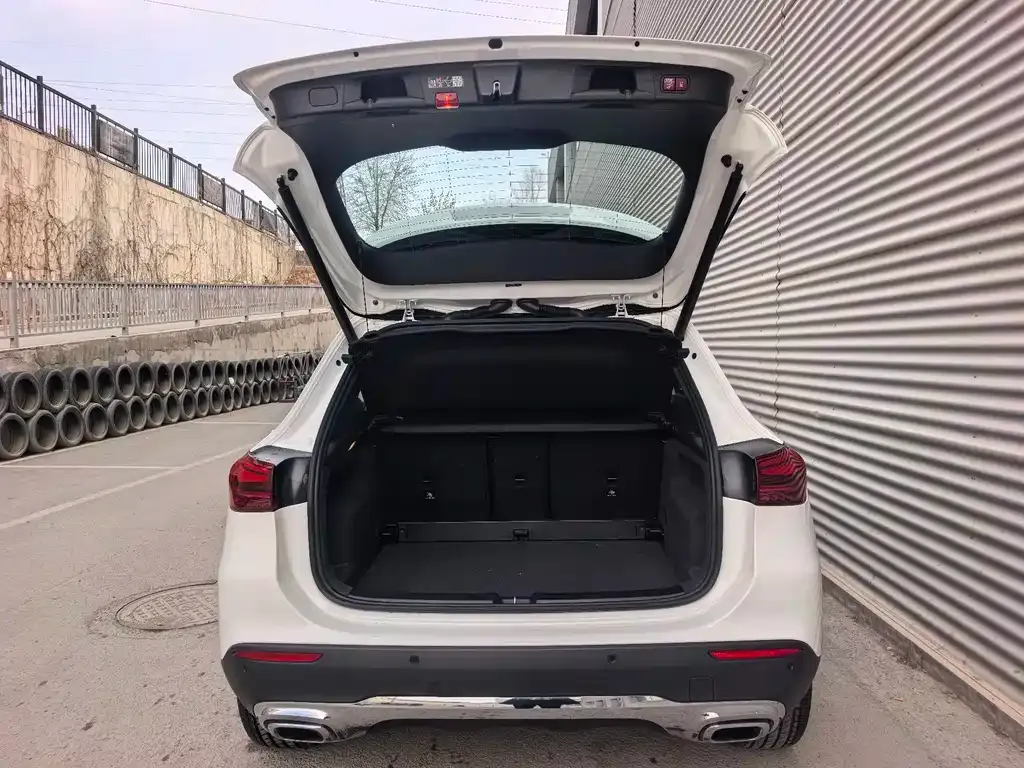 Mercedes-Benz GLA — фото 9