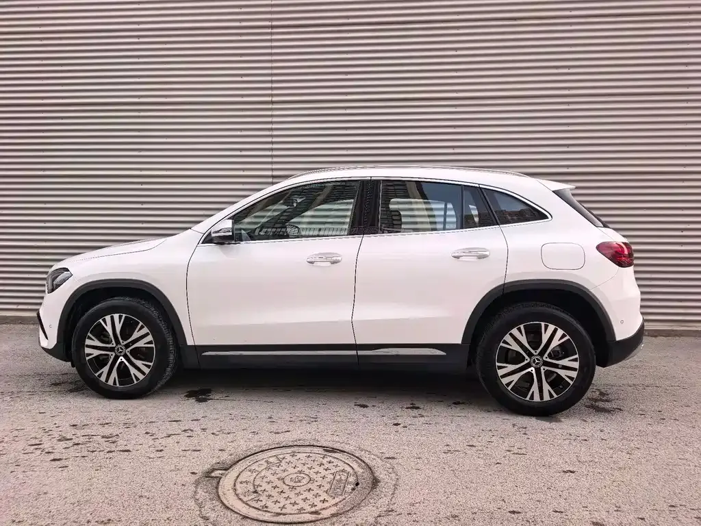 Mercedes-Benz GLA — фото 7