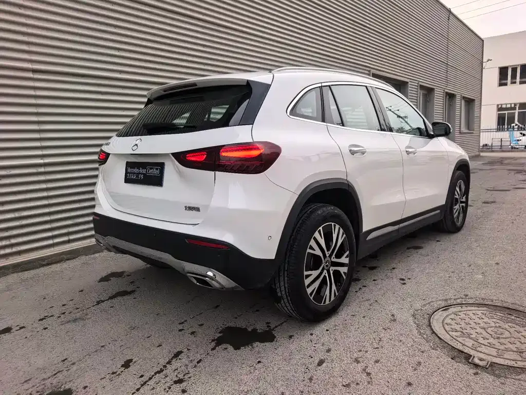 Mercedes-Benz GLA — фото 8