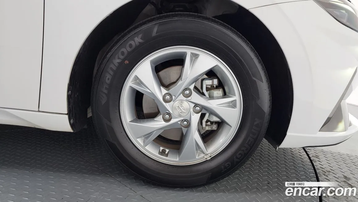 Hyundai AVANTE — фото 6
