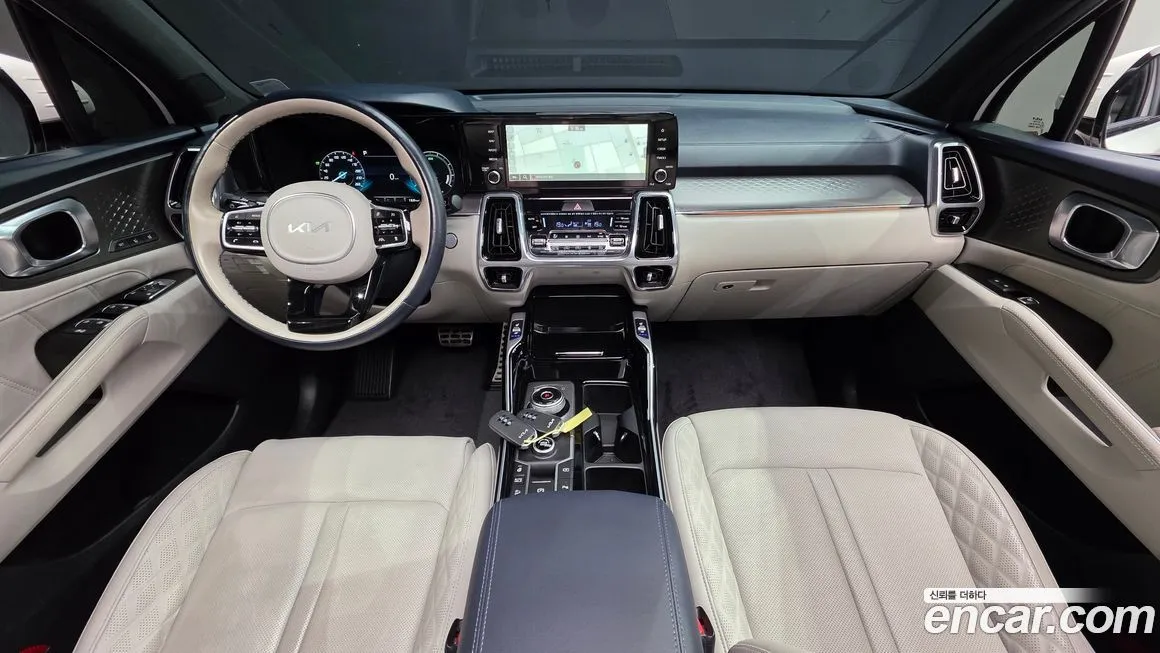 Kia Sorento — фото 9