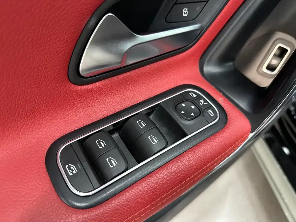 Mercedes-Benz CLA AMG — фото 10